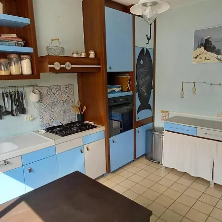 Maison Et Jardin Proche Centre Et Plages